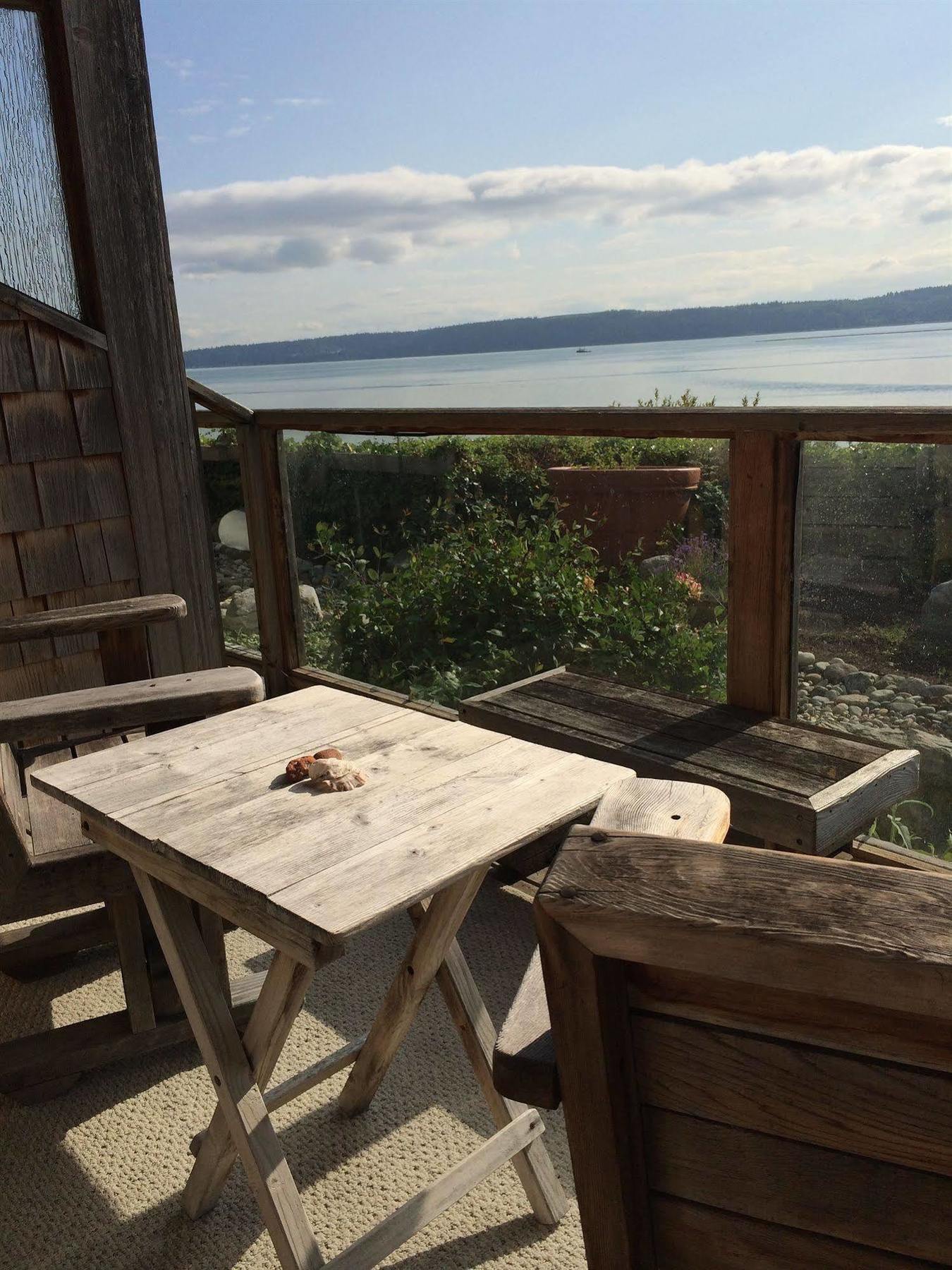 Camano Island Inn Buitenkant foto